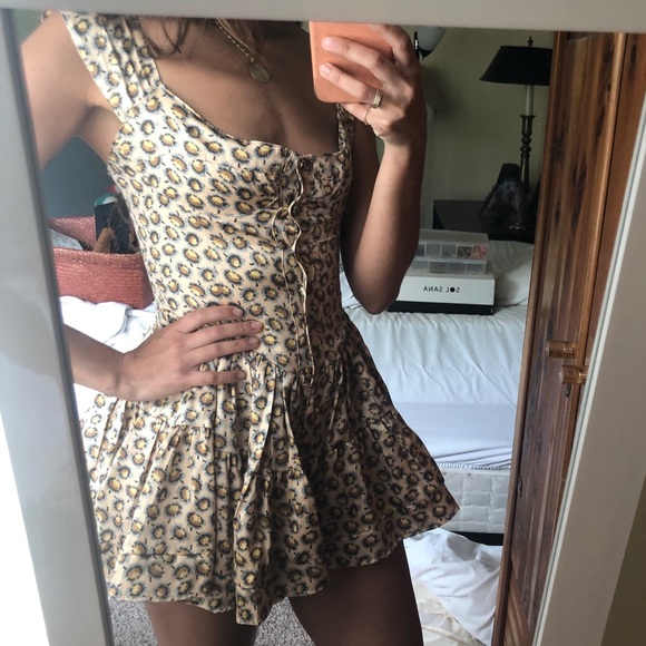 Vanessa Mooney Pants - NWT Vanessa Mooney Silk Daisy Elizabeth Romper